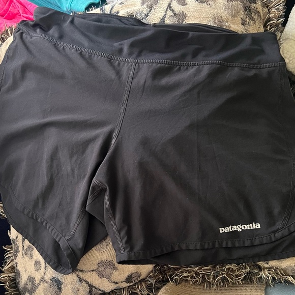 Patagonia Pants - Patagonia Women's Athletic Black Shorts